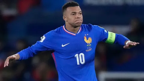 超越C罗的财富奇迹！揭秘三位前英超巨星的惊人资产排行