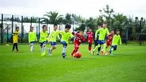 克莱称防守库里如同训练磨砺，实则自我慰藉至极。